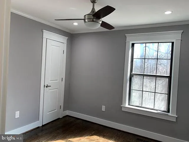 10203 Scarborough Commons Ct — Photo 16