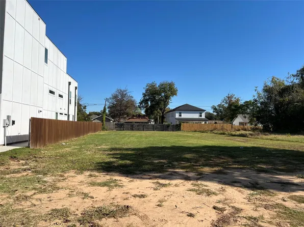 3514 Wendelkin St, Dallas, TX 75215