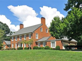 126 Par Hill Ln, Mount Airy, NC 27030