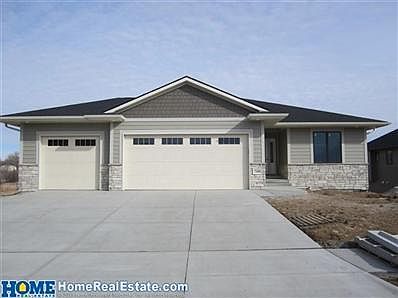 1st image of 7200 Hidden Valley Dr