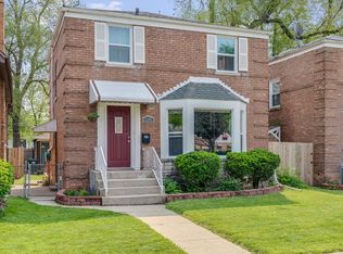 1045 S 23rd Ave, Bellwood, IL 60104