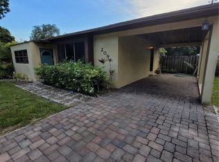 209 Bayberry Dr, Fort Lauderdale, FL 33317