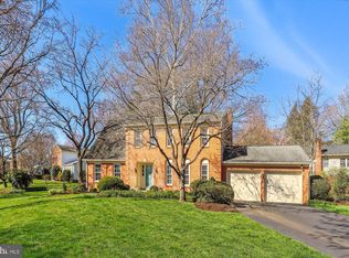 1838 Horseback Trl, Vienna, VA 22182