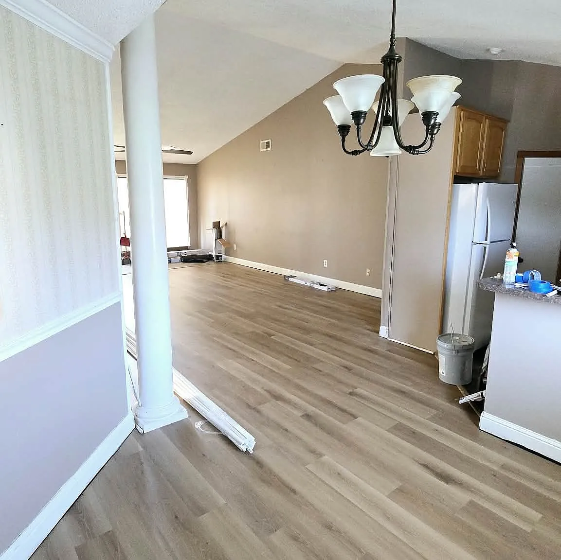 4 bed, 2100 sqft, $2,000 — Photo 2