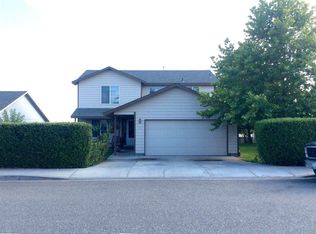 8312 Quadra Dr, Pasco, WA
