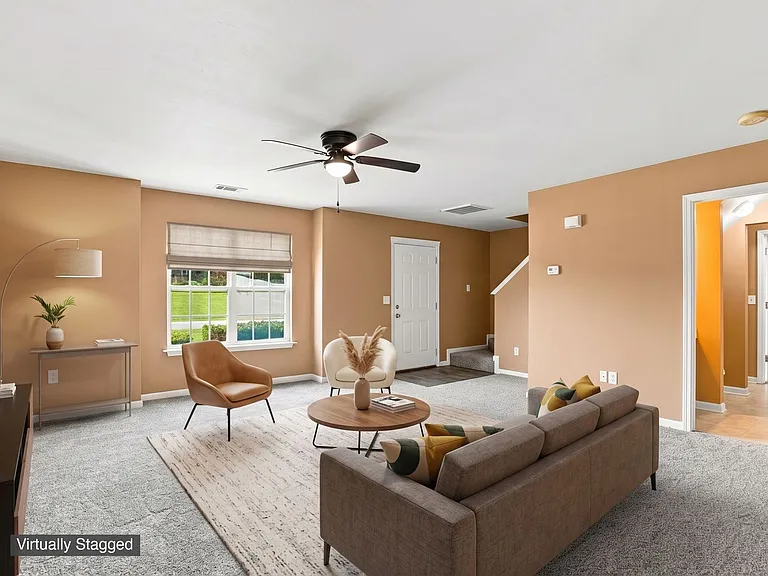 926 Oakshire Cir — Photo 6