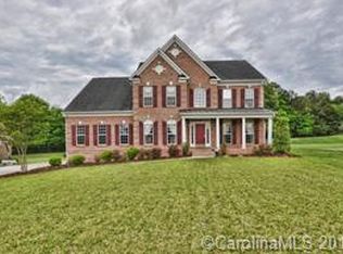 1208 Crooked River Rd, Waxhaw, NC 28173