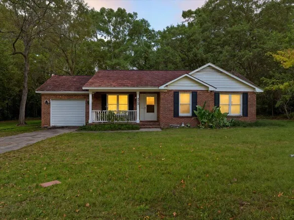 4685 Philippi Church Rd, Raeford, NC 28376