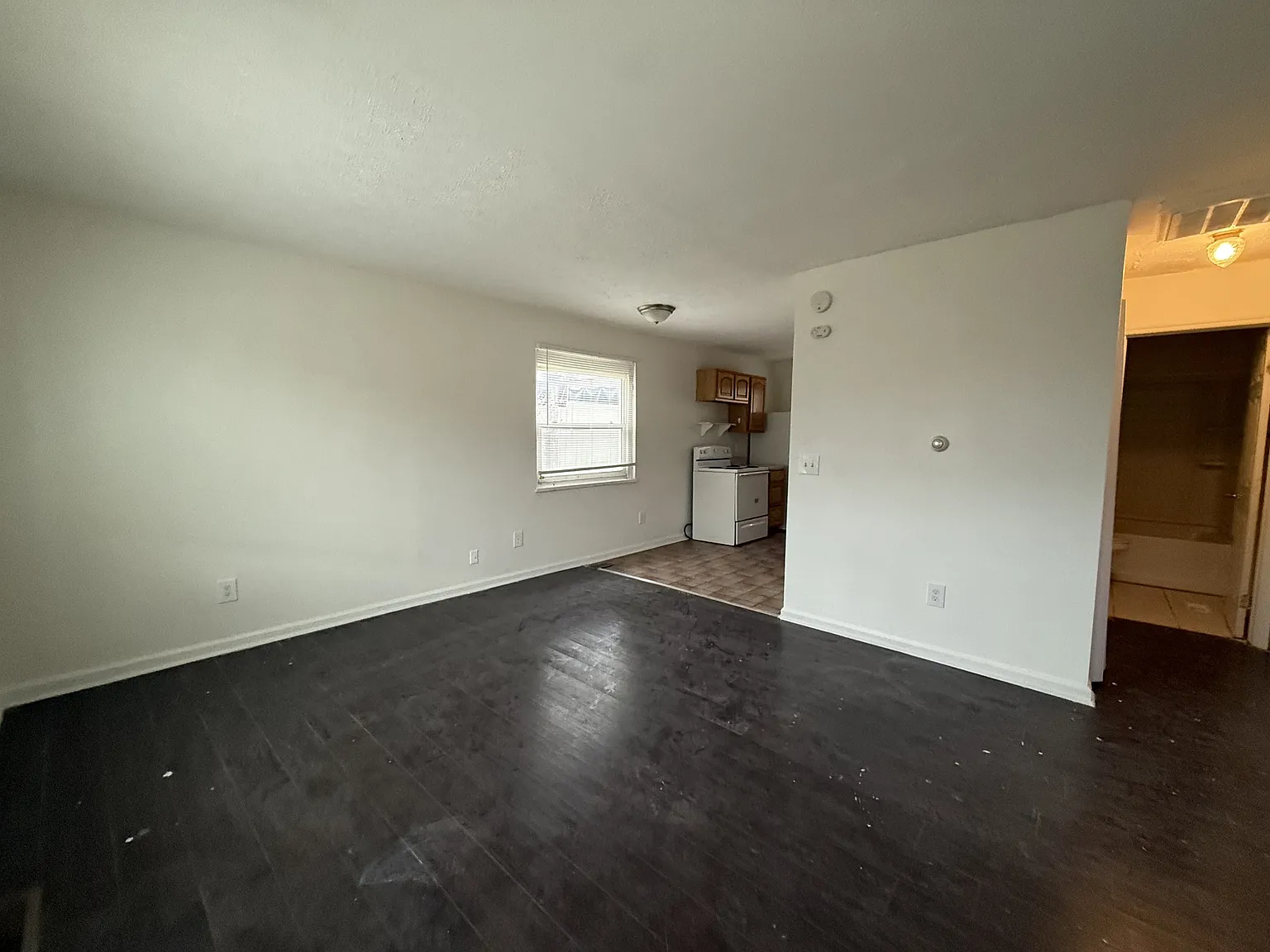 125 Kelly Avenue - 2 — Photo 4