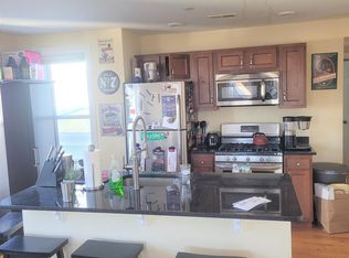 14 Jay St #3, Somerville, MA 02144