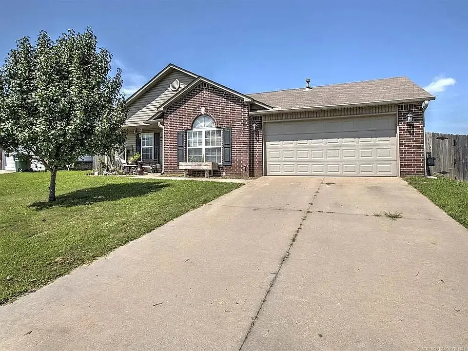 11108 N 120th East Ave