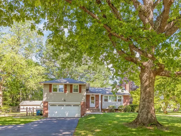 853 Tennis Ave, Ambler, PA 19002