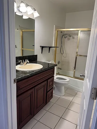 8 Meadow Ridge Cir Photo 1 8 Meadow Ridge Cir Photo 1