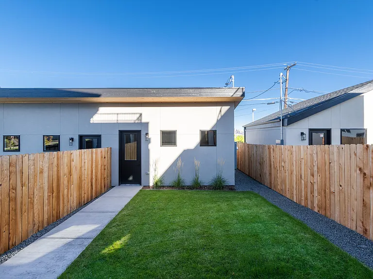 2088 Eliot St — Photo 47