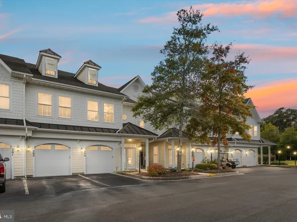 11100 Blockade Ln Unit 202, Berlin, MD 21811