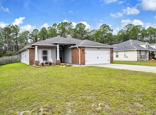 9119 Timber Ln, Navarre, FL 32566