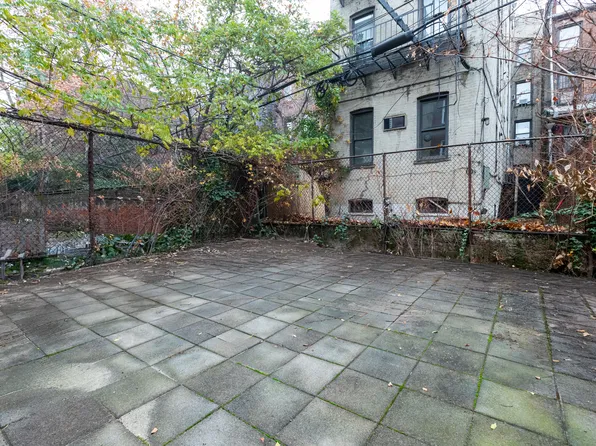 379 Atlantic Avenue image 4 of 6