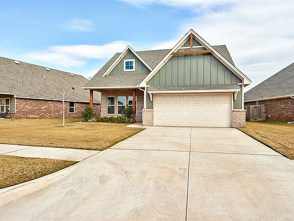 3rd image of 18424 Autumn Grove Dr