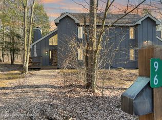 96 Alpine, Lake Harmony, PA 18624