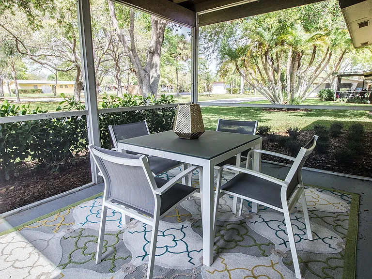 Lilac Village Palm Beach Gardens — Photo 10