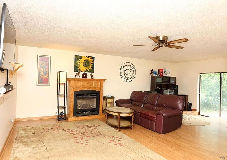 5230 Genesee St, Bowmansville, NY 14026 Zillow