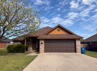 4007 Windmill Dr, Sanger, TX 76266