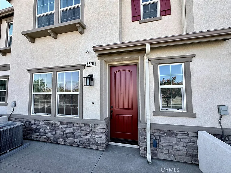 4279 E Rincon St — Photo 4
