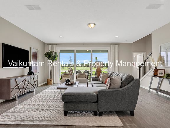 2nd image of 823 Cherry Elm Dr
