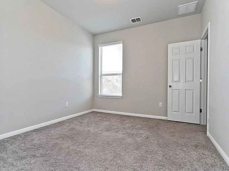9802 Tanglemede St — Photo 29