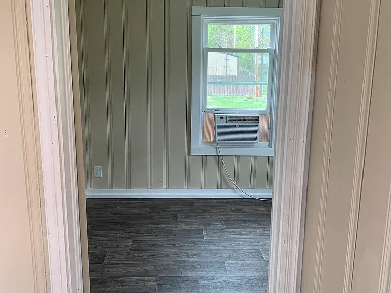 35 Oak St #B — Photo 7