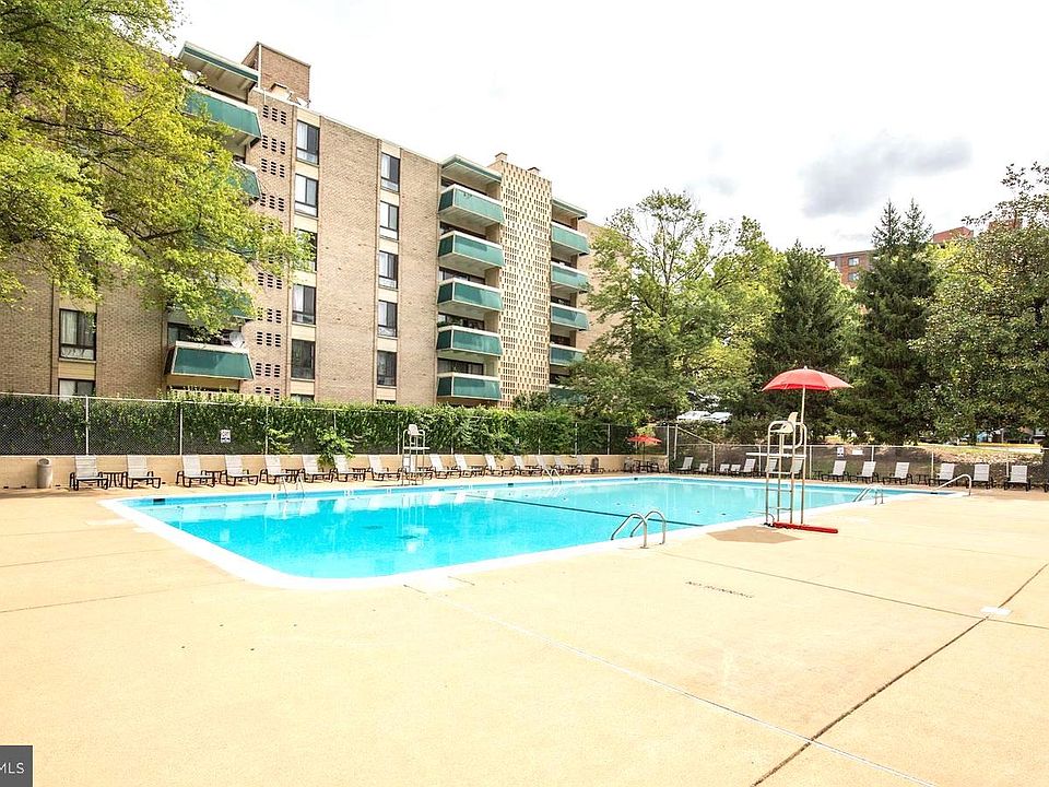 1st image of 6139 Leesburg Pike APT 403