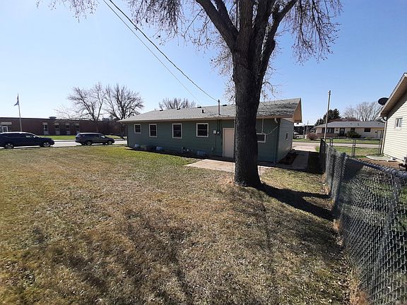 4th image of 3016 E Avenue B