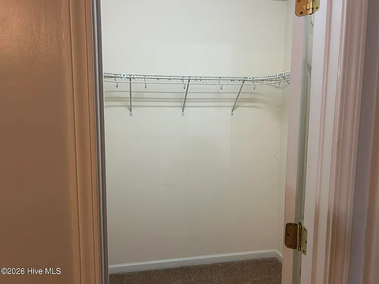 212 W Woodbine Ter — Photo 29