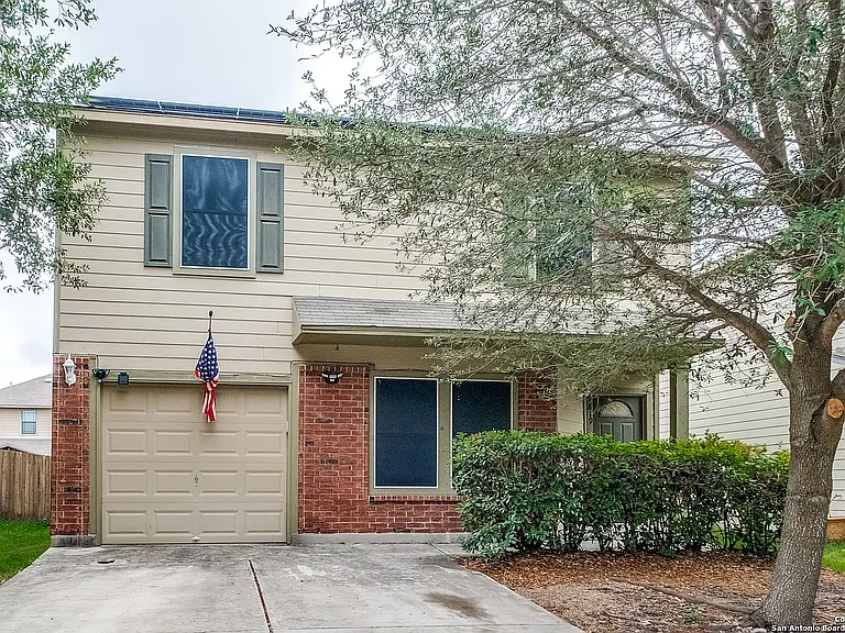 9819 Placid Bay — Photo 3