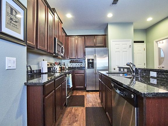 5th image of 5076 Fiorella Ln