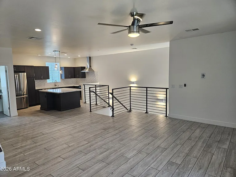 264 S Roosevelt St — Photo 8