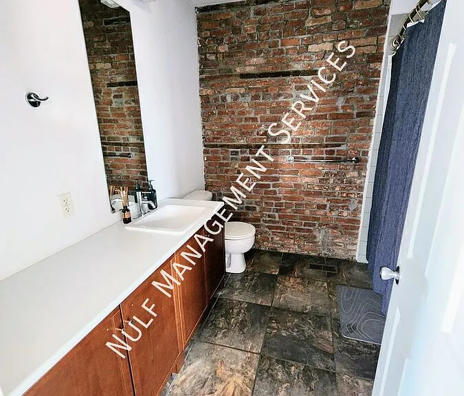 158 48th St #2 — Photo 10