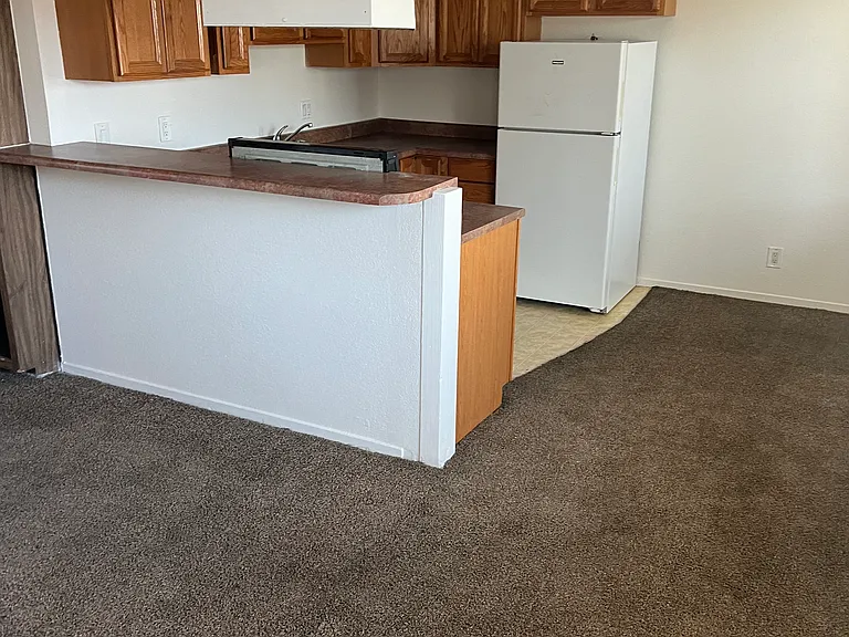 1300 Elizabeth Ave — Photo 7