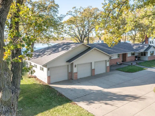 1701 Riverview Dr, Little Falls, MN 56345