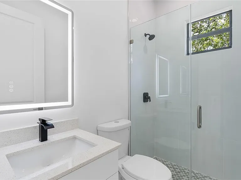 10070 Flat River St — Photo 23