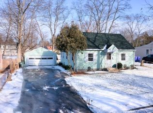 20 W Canton Cir, Springfield, MA 01104