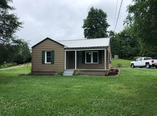 488 Woods Rd, Bluff City, TN 37618