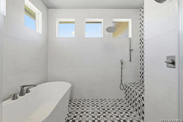 22817 Linwood Rdg — Photo 20