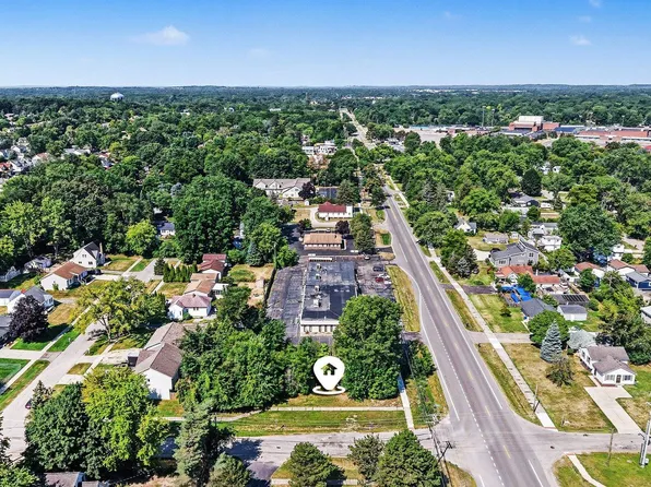 2703 Pontiac Lake Rd, Waterford, MI 48328