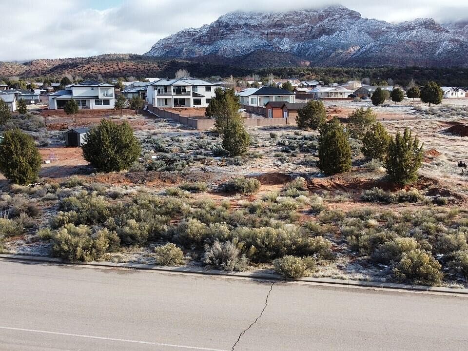 1st image of 1257 E Cactus Dr