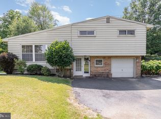 914 Valley St, Enola, PA 17025