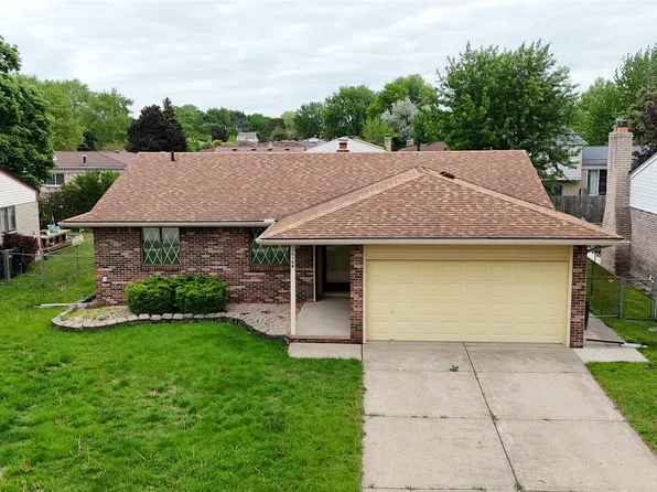 39198 Faith Dr, Sterling Heights, MI 48310