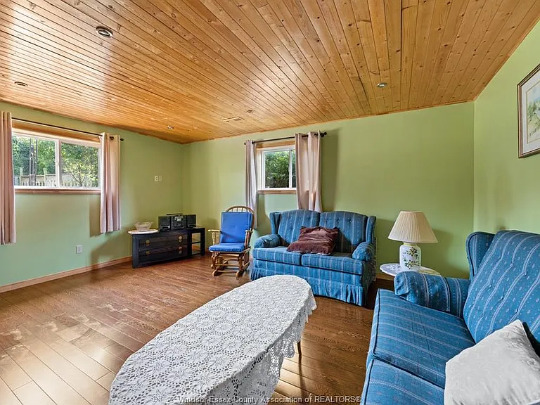 2315 Kevin St — Photo 22