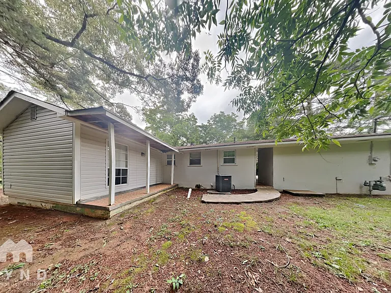 2611 Lake Harbin Rd — Photo 16