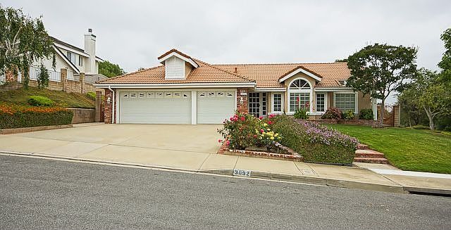 1st image of 3092 Daybreak Ct